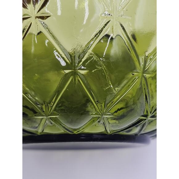 Vintage Indiana Glass Co Avocado Green Quilted Diamond Ruffled Bowl Glass - Picture 9 of 11